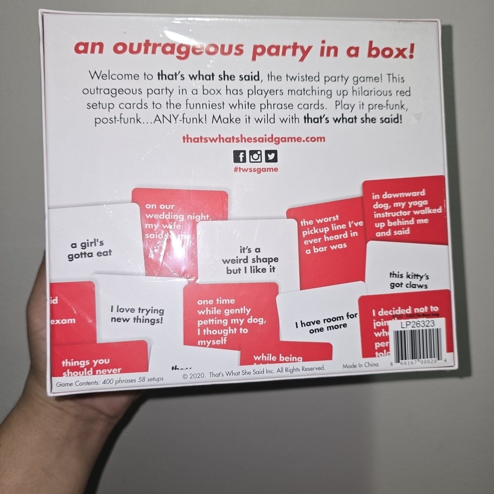 That's What She Said Party Game - Red and White - Picture 6 of 6